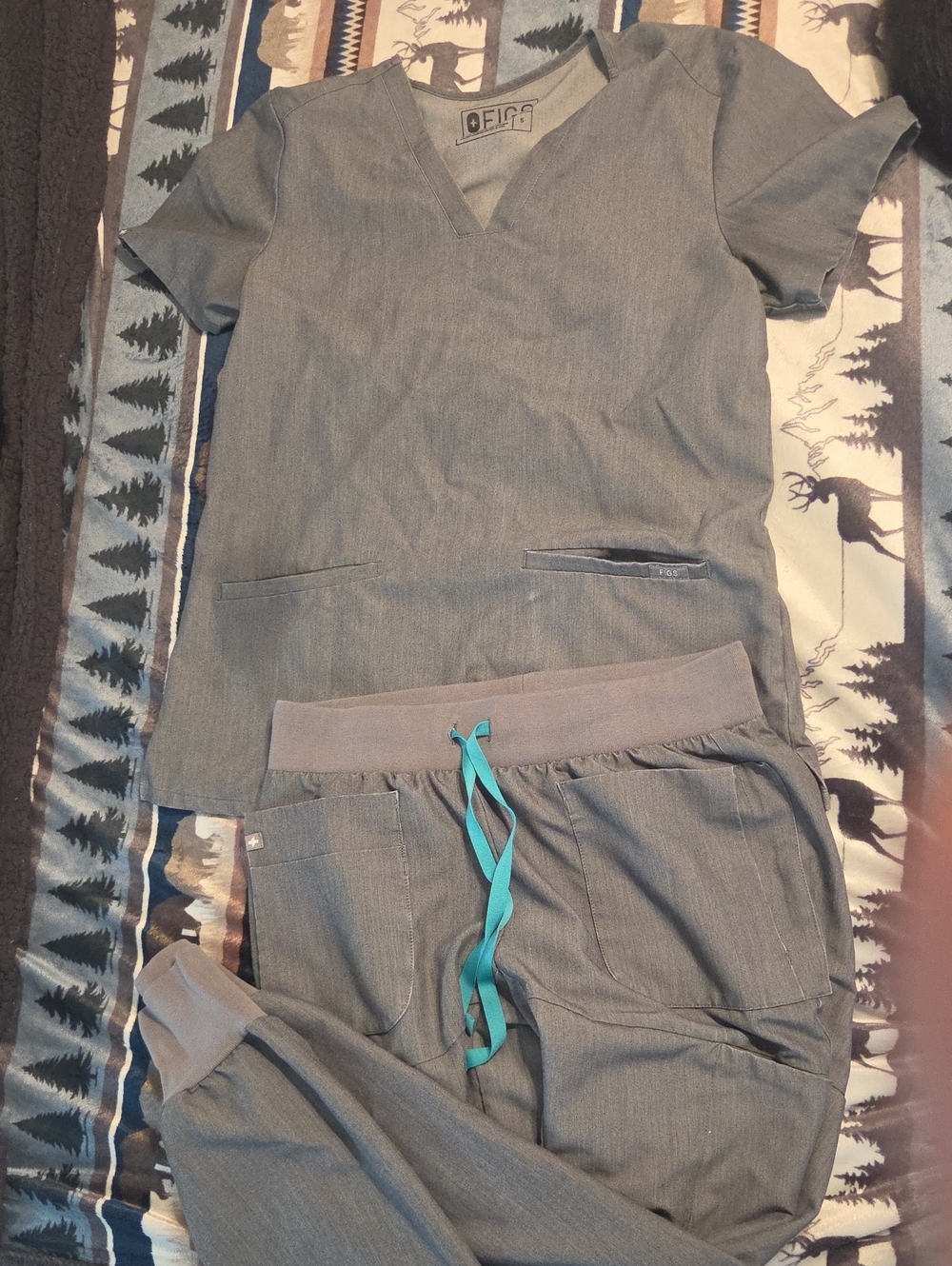 Figs Small Scrub Set